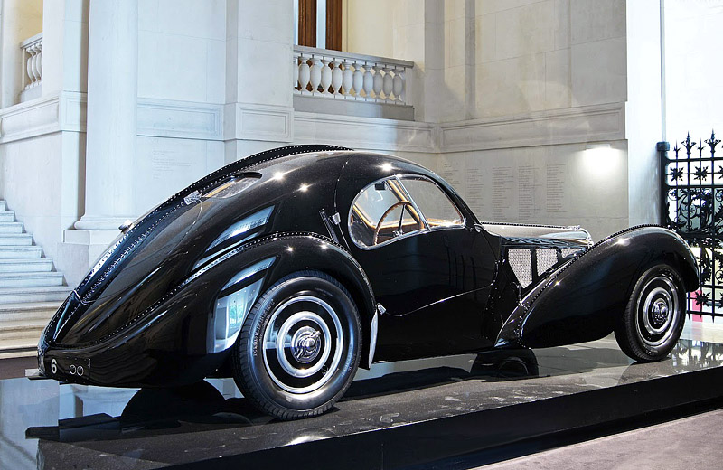 Bugatti Type 57SC Atlantic: лишь два на всех, мы за ценой не постоим!